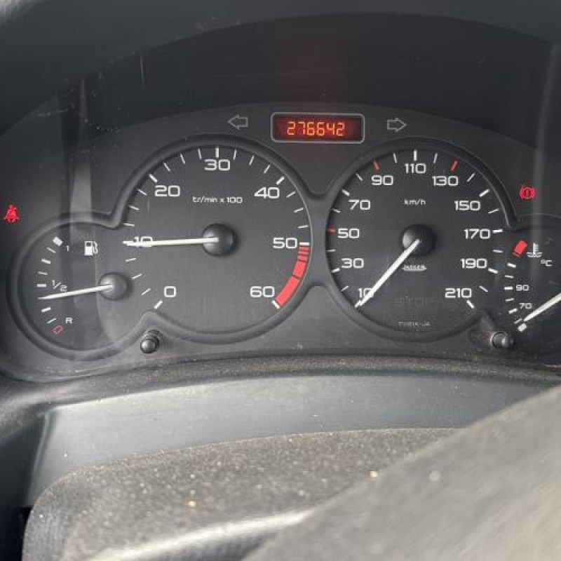 Vitre porte coffre droit CITROEN BERLINGO 1 Photo n°16