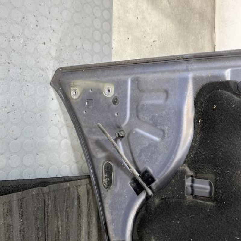 Capot RENAULT LAGUNA 3 Photo n°7