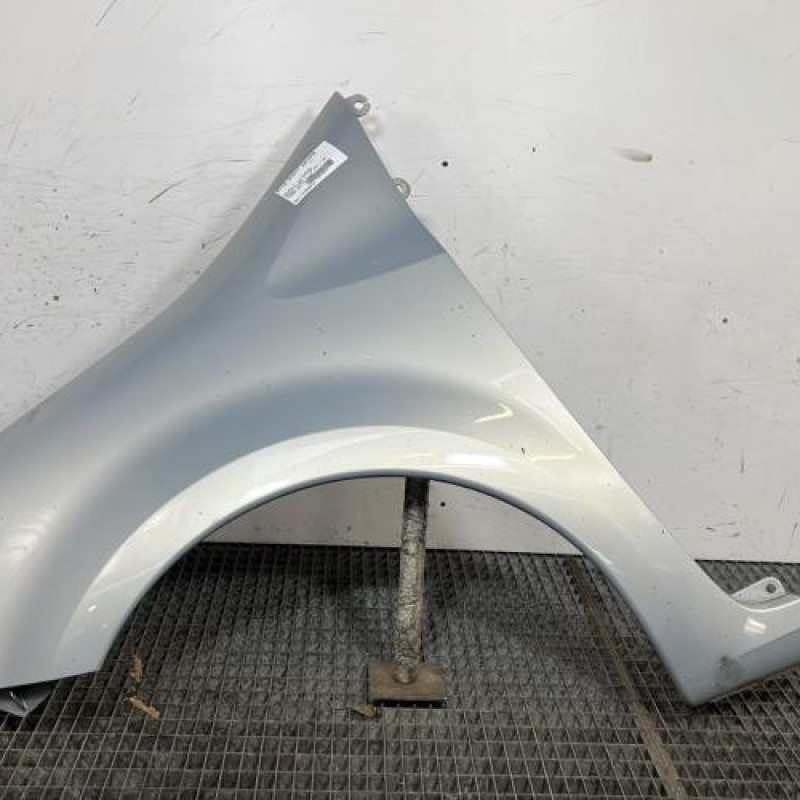 Aile avant gauche RENAULT MODUS Photo n°1