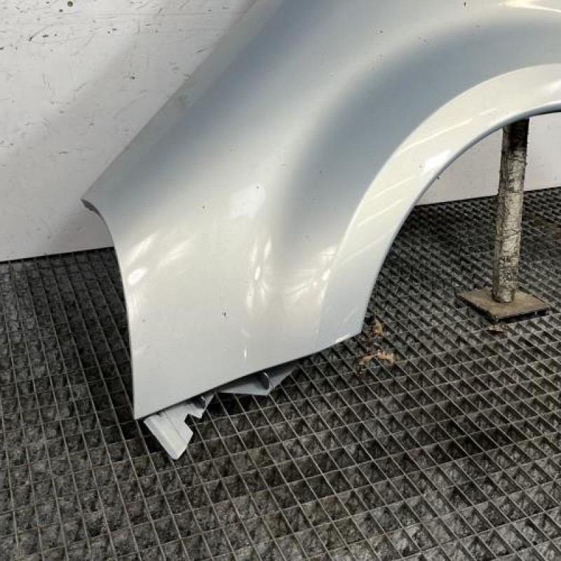 Aile avant gauche RENAULT MODUS Photo n°2