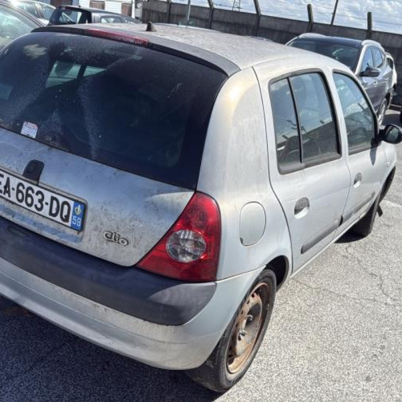 Aile avant gauche RENAULT CLIO 2 Photo n°7