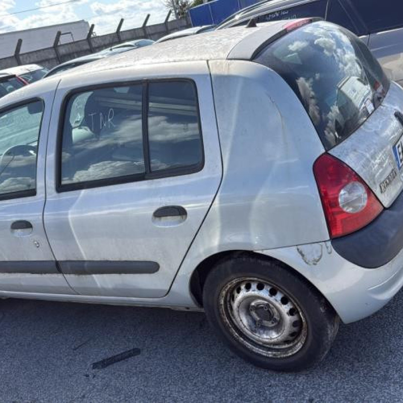 Aile avant gauche RENAULT CLIO 2 Photo n°11