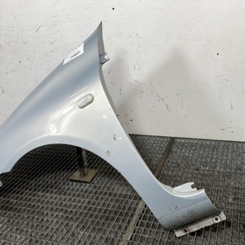 Aile avant gauche RENAULT CLIO 2 Photo n°3