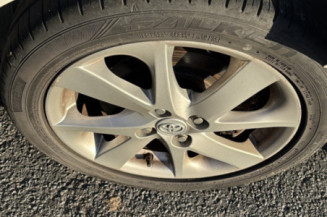 TOYOTA YARIS 3 PHASE 1 1.5i - 16V HYBRID