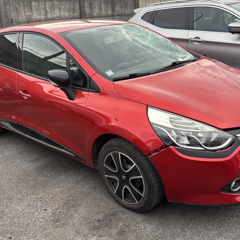 RENAULT CLIO 4 PHASE 1 0.9i - 12V TURBO TCE 90 Photo n°12