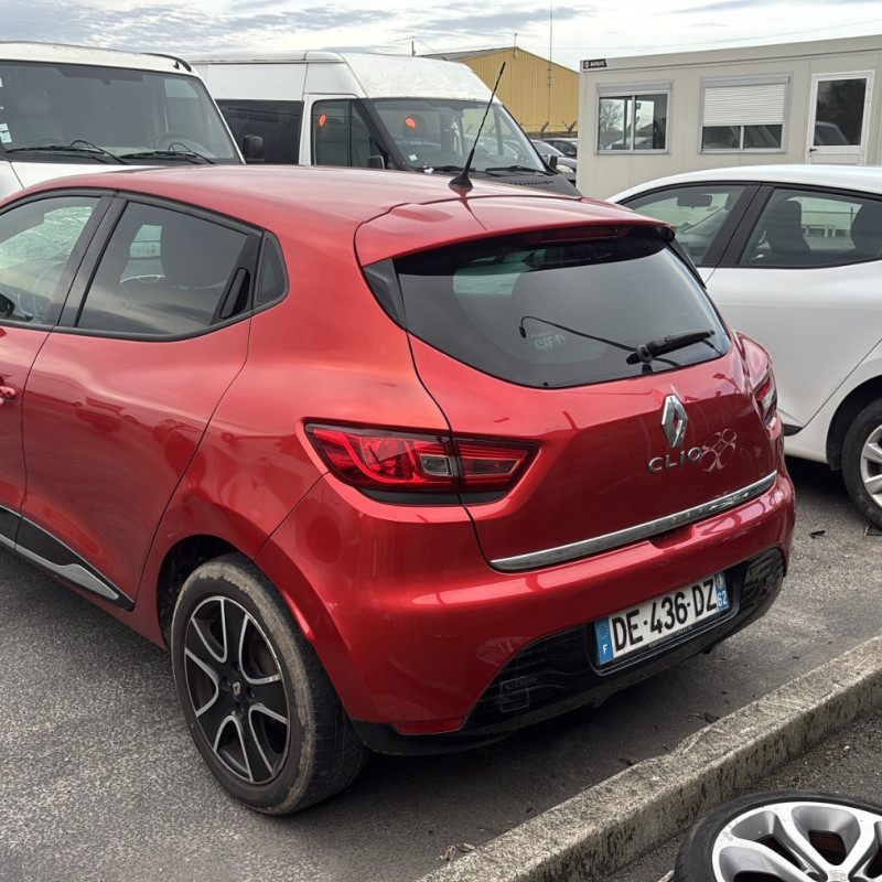 RENAULT CLIO 4 PHASE 1 0.9i - 12V TURBO TCE 90 Photo n°14