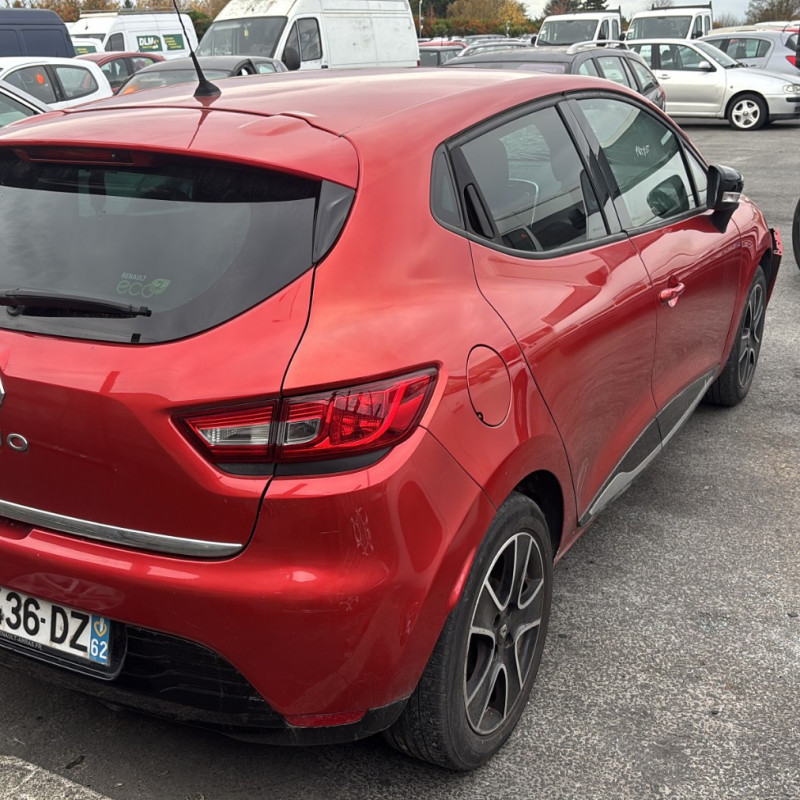RENAULT CLIO 4 PHASE 1 0.9i - 12V TURBO TCE 90 Photo n°15
