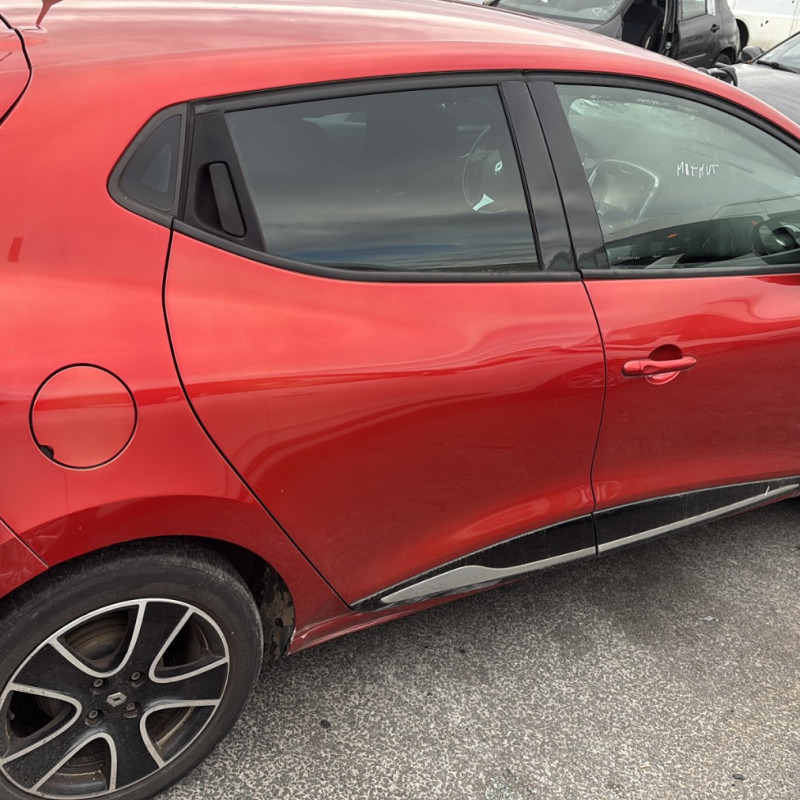 RENAULT CLIO 4 PHASE 1 0.9i - 12V TURBO TCE 90 Photo n°17