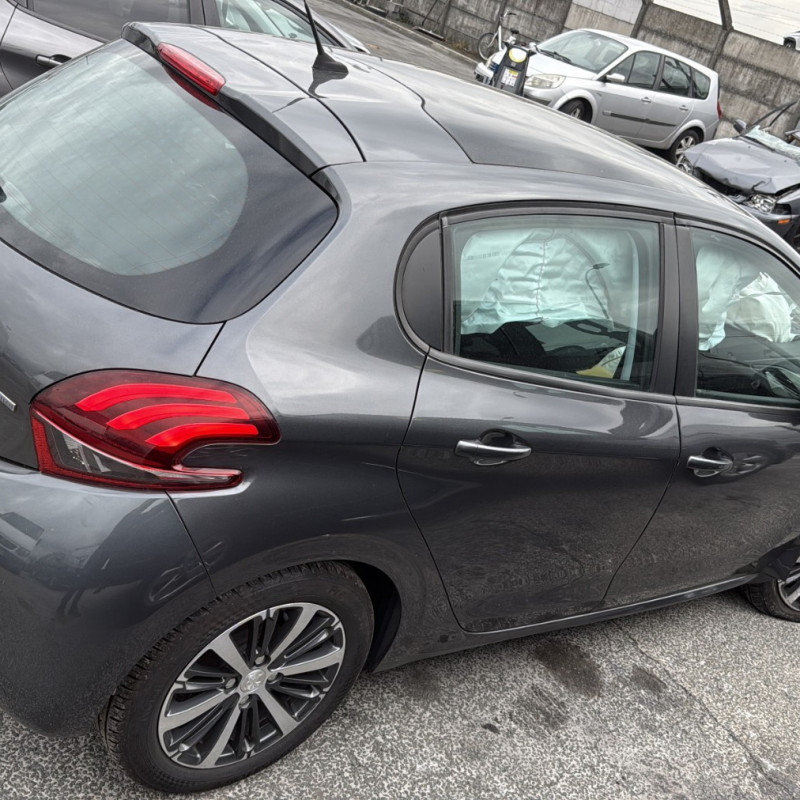 PEUGEOT 208 1 PHASE 2 1.2 VTI - 12V Photo n°7