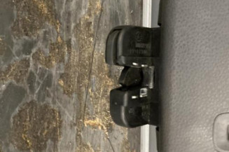 Malle/Hayon arriere VOLKSWAGEN POLO 4