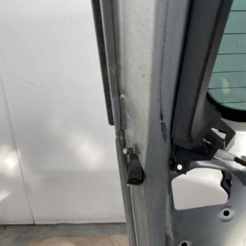 Malle/Hayon arriere CITROEN C4 PICASSO 1 Photo n°1