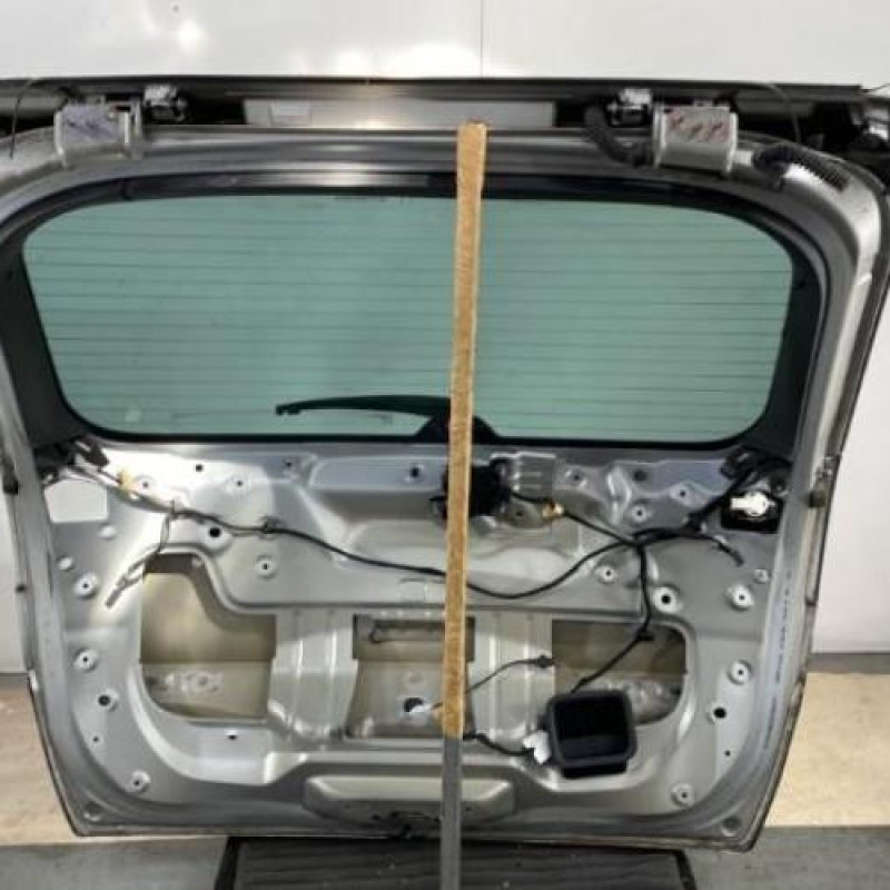 Malle/Hayon arriere CITROEN C4 PICASSO 1 Photo n°10