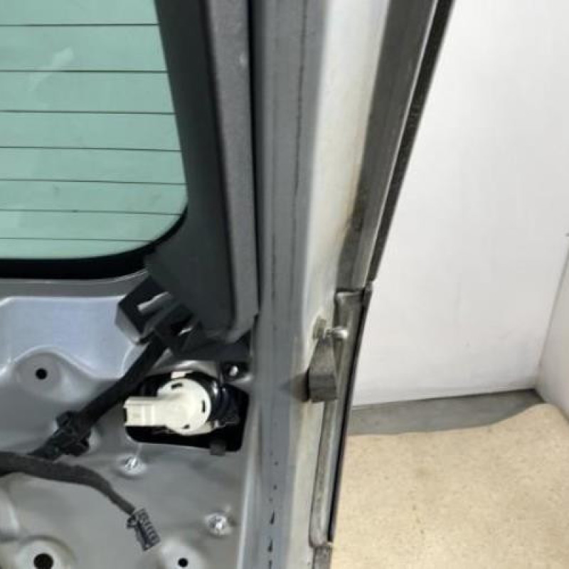 Malle/Hayon arriere CITROEN C4 PICASSO 1 Photo n°11