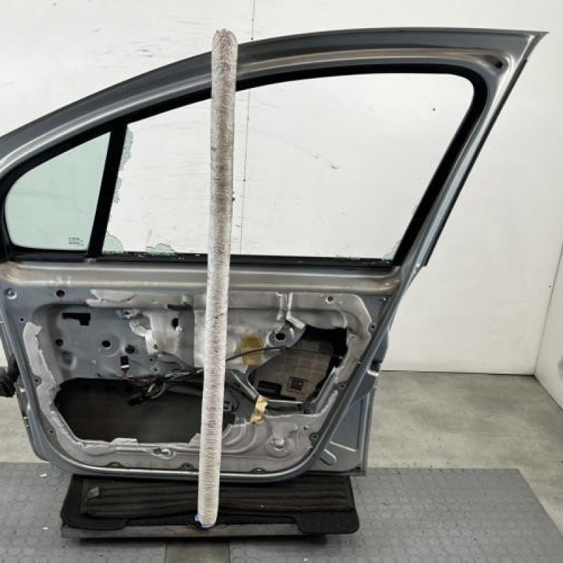 Porte avant droit RENAULT MODUS Photo n°7