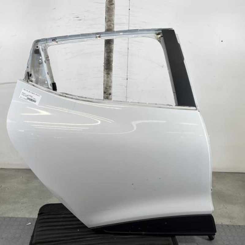 Porte arriere droit RENAULT CLIO 4 Photo n°1