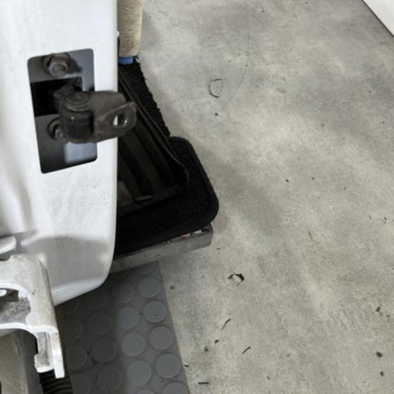 Porte arriere droit RENAULT CLIO 4 Photo n°4