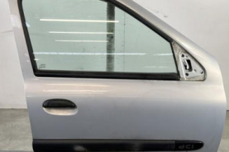 Porte avant droit RENAULT CLIO 2 Photo n°1