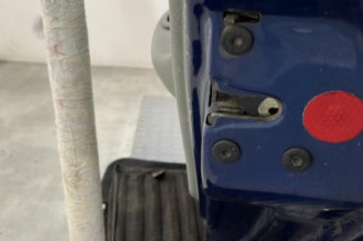 Porte arriere droit RENAULT CLIO 2