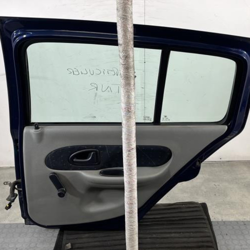 Porte arriere droit RENAULT CLIO 2 Photo n°7