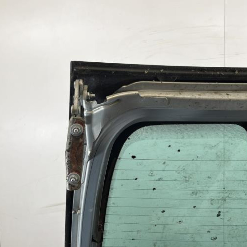 Malle/Hayon arriere RENAULT LAGUNA 1 Photo n°8