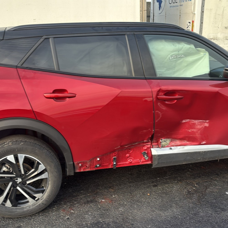 PEUGEOT 2008 2 PHASE 1 1.5 BLUE HDI - 16V TURBO Photo n°7