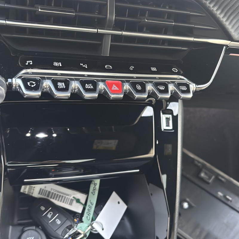 PEUGEOT 2008 2 PHASE 1 1.5 BLUE HDI - 16V TURBO Photo n°18