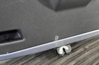 Malle/Hayon arriere OPEL CORSA D