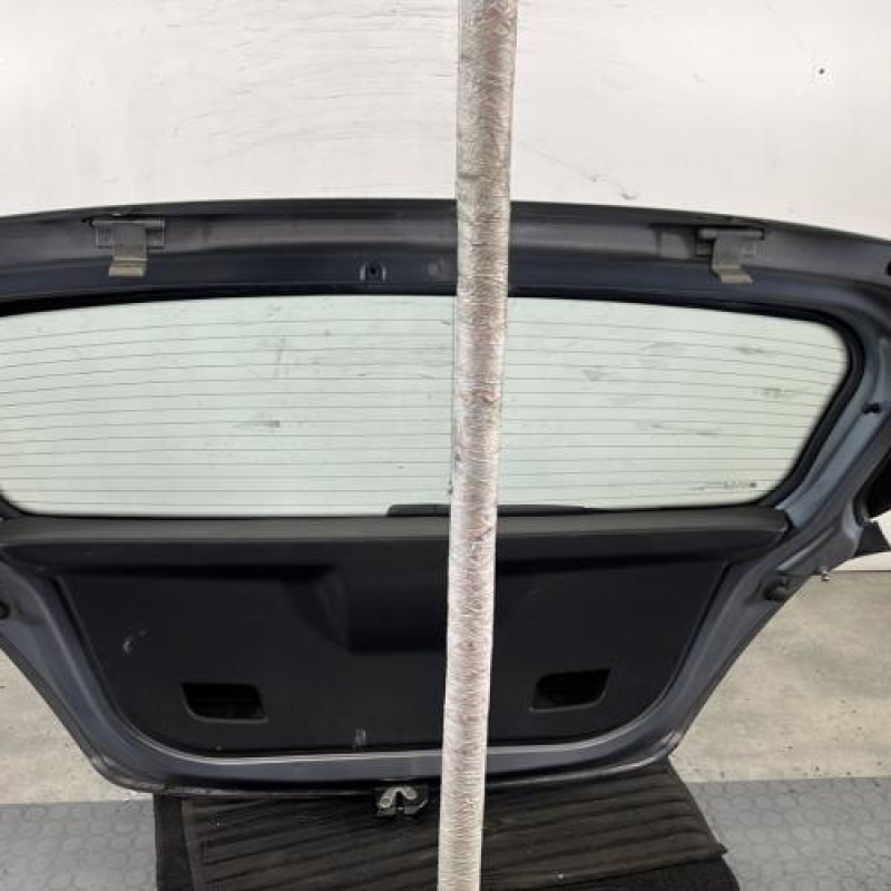 Malle/Hayon arriere OPEL CORSA D Photo n°11