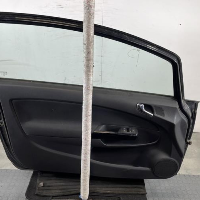 Porte avant gauche OPEL CORSA D Photo n°6