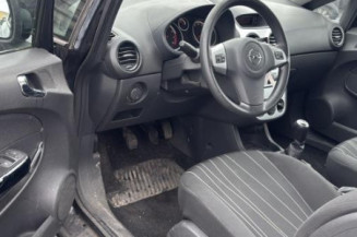 Porte avant gauche OPEL CORSA D