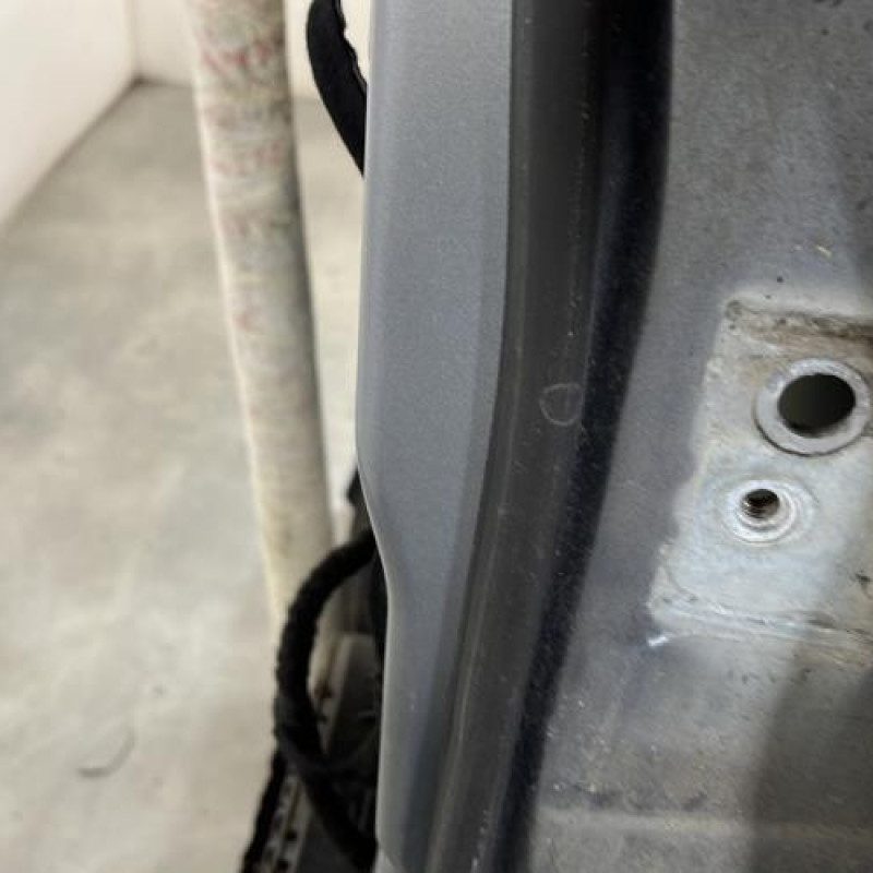 Porte arriere gauche CITROEN C5 2 Photo n°4