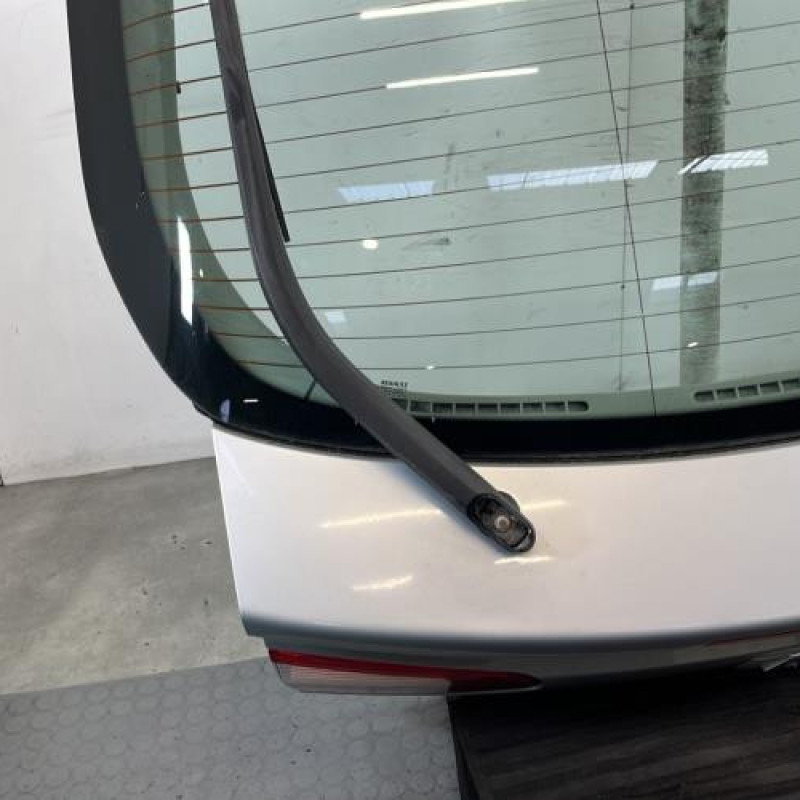 Malle/Hayon arriere RENAULT LAGUNA 2 Photo n°5