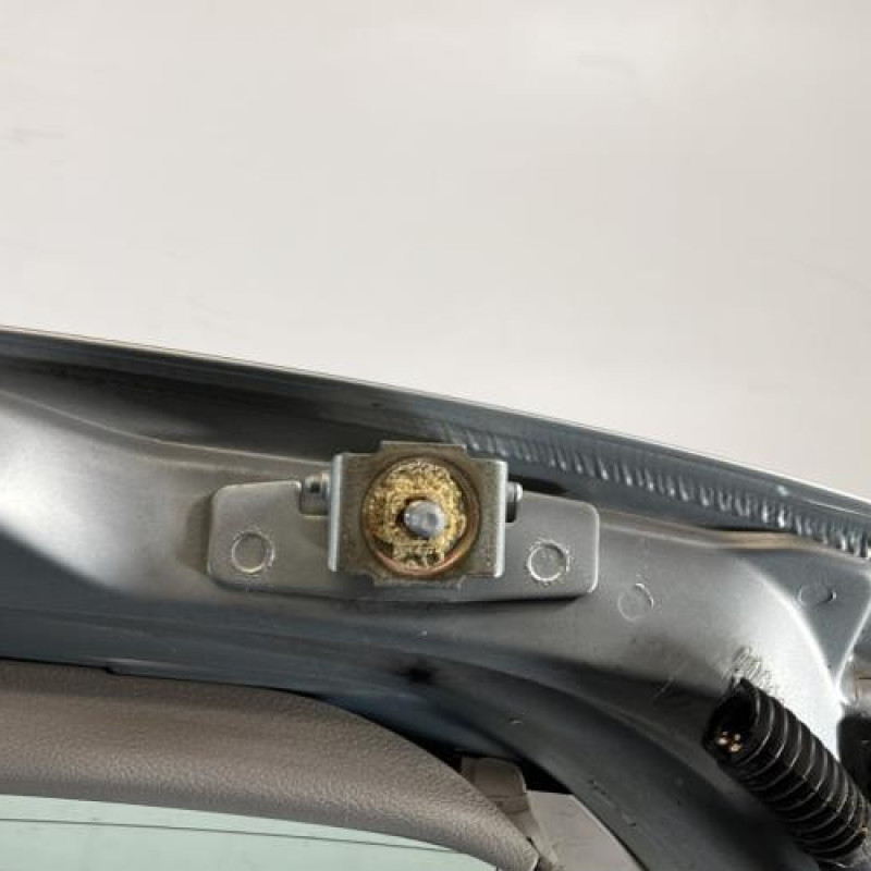 Malle/Hayon arriere RENAULT LAGUNA 2 Photo n°9