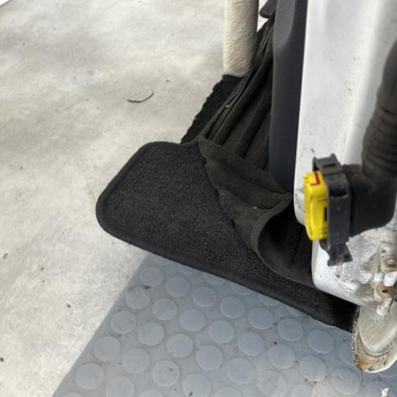 Porte avant gauche RENAULT CLIO 2 Photo n°5