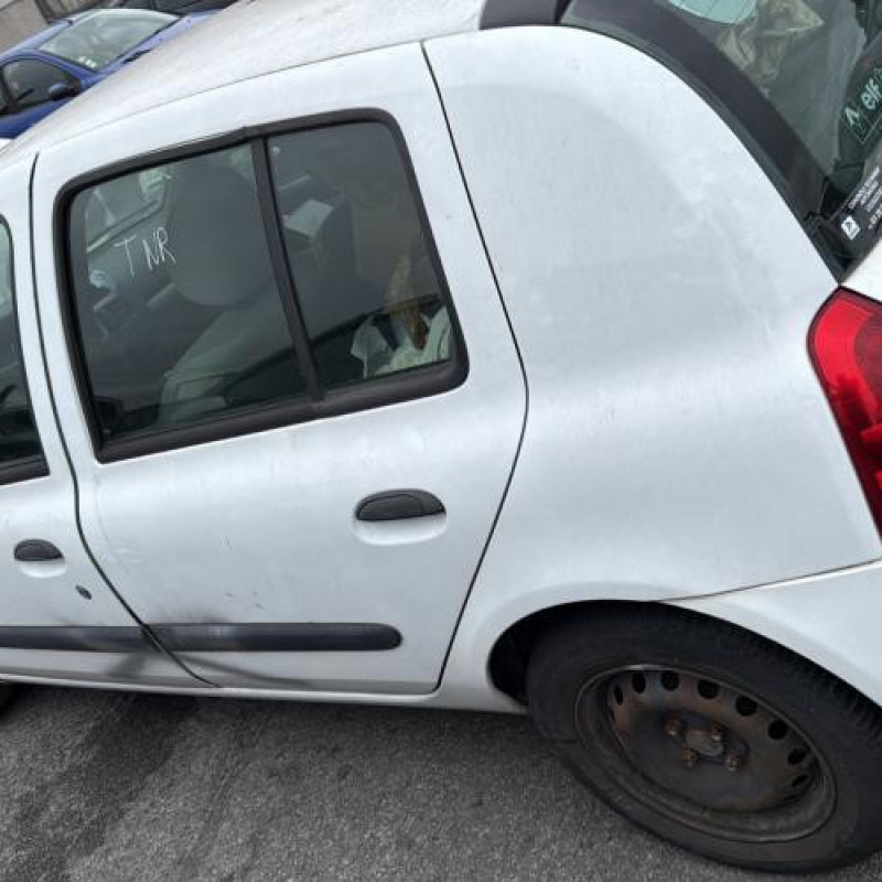 Porte avant gauche RENAULT CLIO 2 Photo n°13