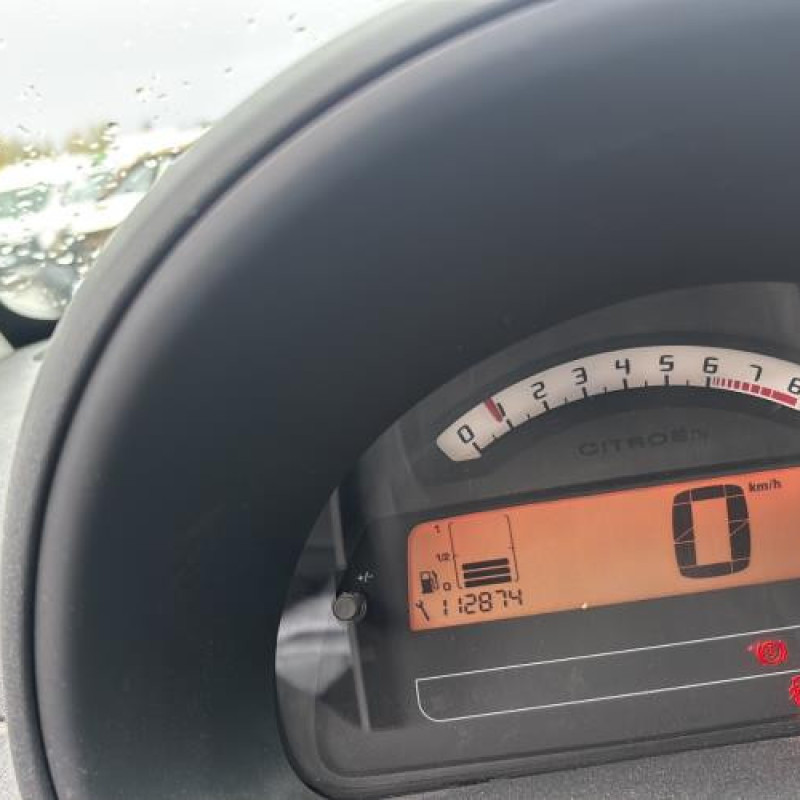 Reservoir essence CITROEN C2 Photo n°14