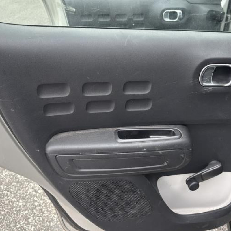 Catalyseur (echappement) CITROEN C3 3 Photo n°16