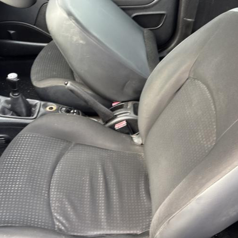 Reservoir essence PEUGEOT 206 Photo n°10