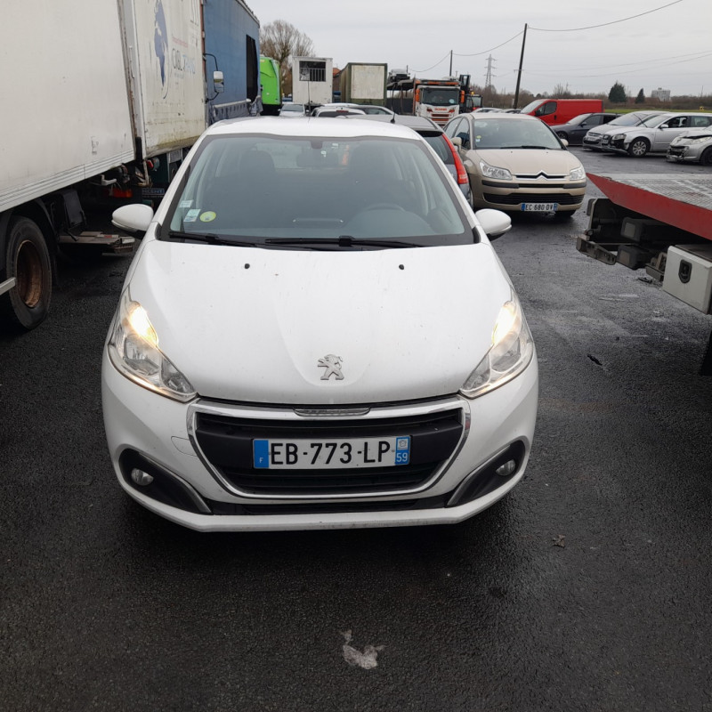 PEUGEOT 208 1 PHASE 2 1.6 BLUE HDI - 8V TURBO Photo n°5