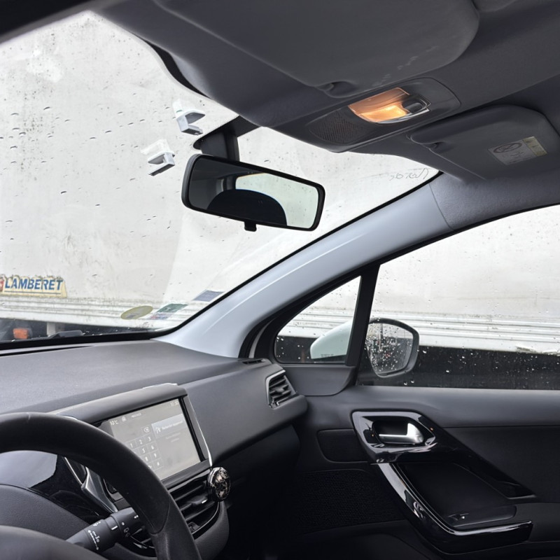 PEUGEOT 208 1 PHASE 2 1.6 BLUE HDI - 8V TURBO Photo n°18