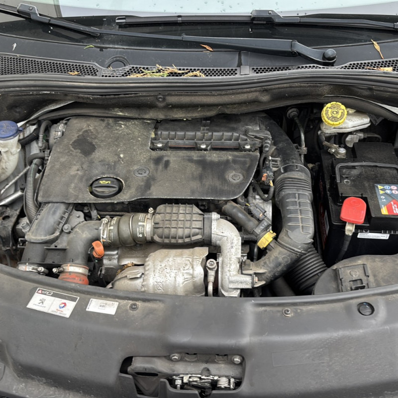 PEUGEOT 208 1 PHASE 2 1.6 BLUE HDI - 8V TURBO Photo n°23