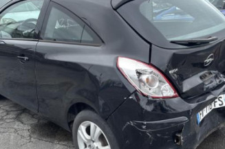 Aile avant gauche OPEL CORSA D