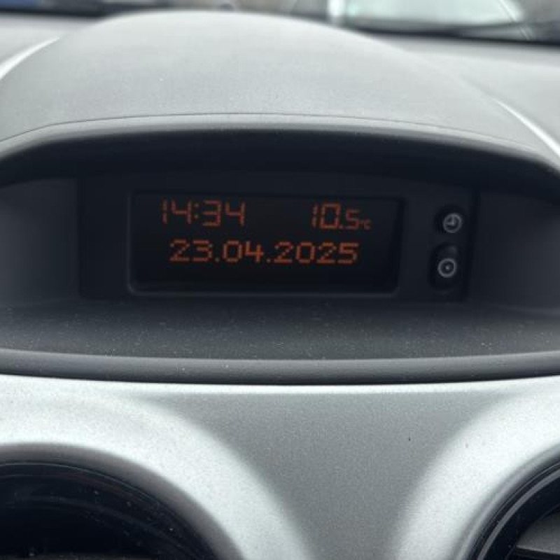 Aile avant gauche OPEL CORSA D Photo n°20