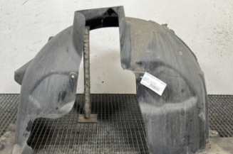 Pare boue avant gauche MERCEDES CLASSE A 176 Photo n°1