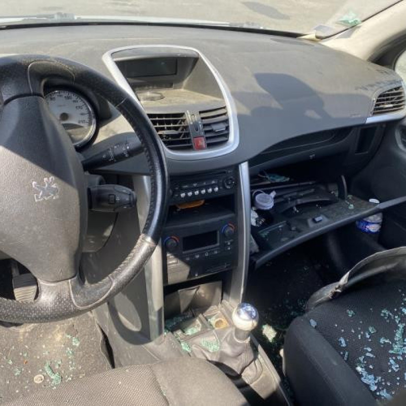 Pare boue avant droit PEUGEOT 207 Photo n°18