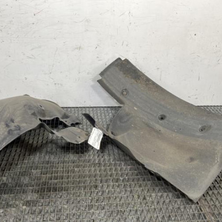 Pare boue avant gauche RENAULT SCENIC 2 Photo n°1