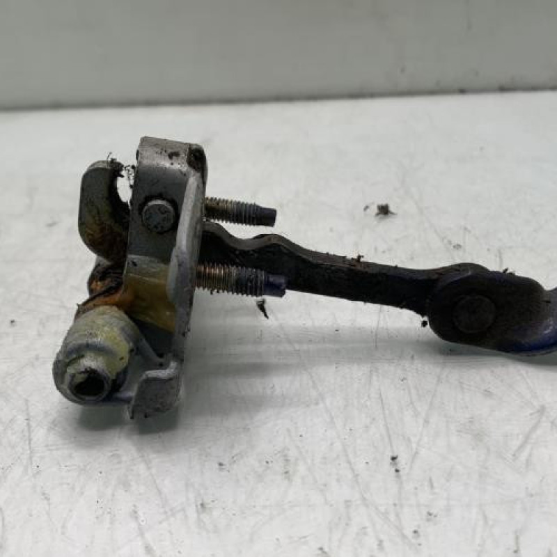 Arret de porte avant gauche PEUGEOT 206 Photo n°1