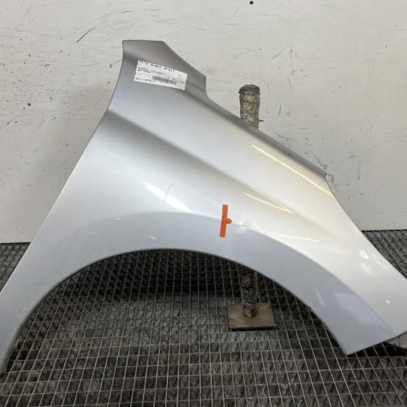 Aile avant droit PEUGEOT 207 Photo n°1