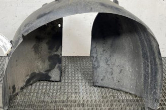 Pare boue avant gauche PEUGEOT 207 Photo n°1