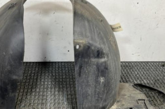 Pare boue avant gauche PEUGEOT 207